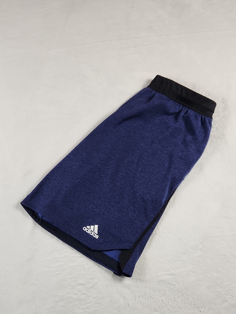 Adidas Athletic Shorts. Men's Size L. Navy Blue. 2 pockets. Drawstring inside.